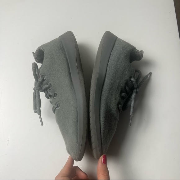 allbirds Shoes - AllBirds Gray Merino Wool Shoes women SZ 7